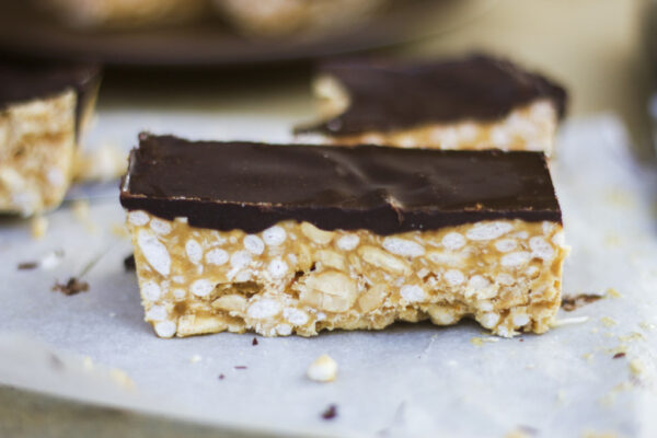 Chewy Peanut Butter Muesli Bars - Pheebs Foods